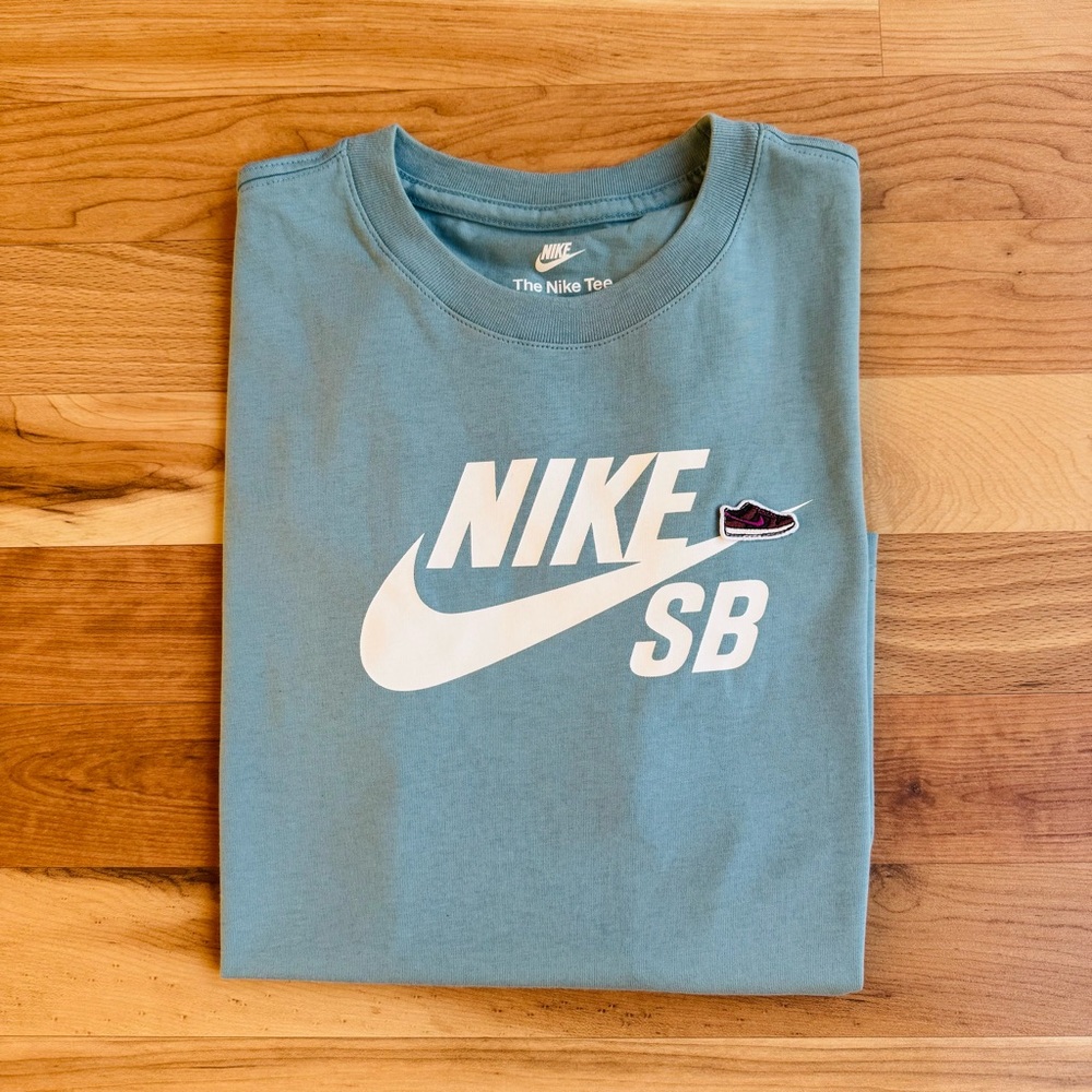 Nike SB Dunk Logo Tee Baby Blue Youth Medium